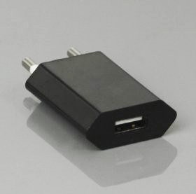 sti Kaptajn brie Luscious Super Slim USB Socket adapter 220V